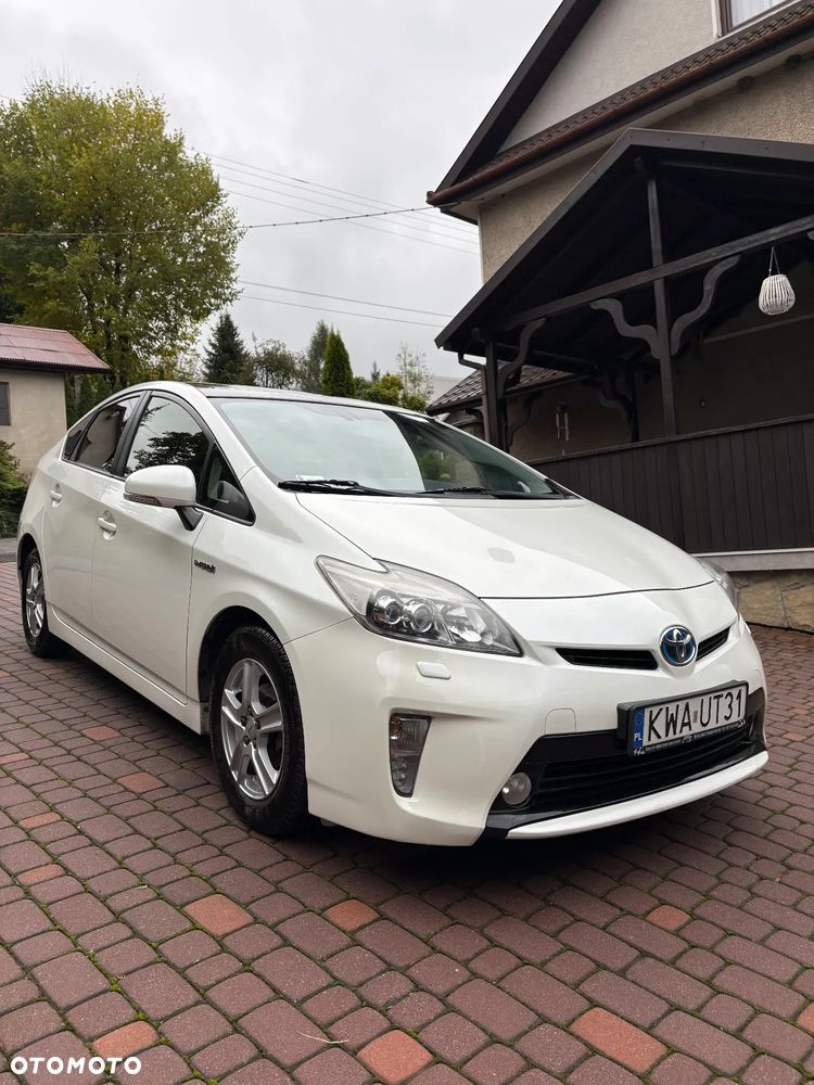 Toyota Prius 1.8 HSD Premium - 3