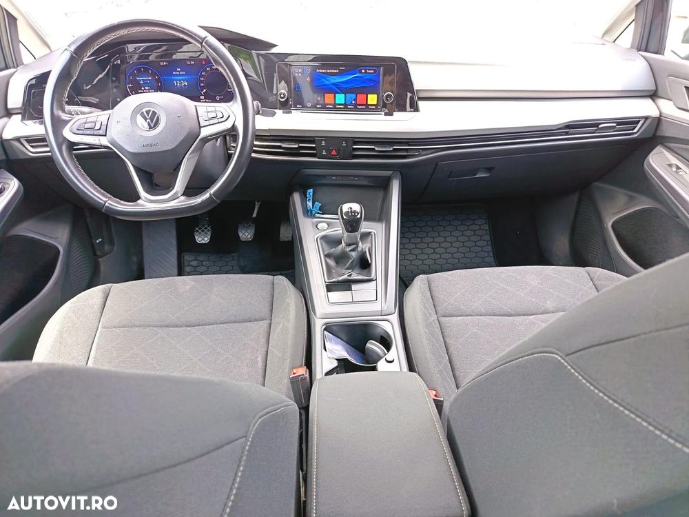 VOLKSWAGEN Golf 2021 — imagine 14