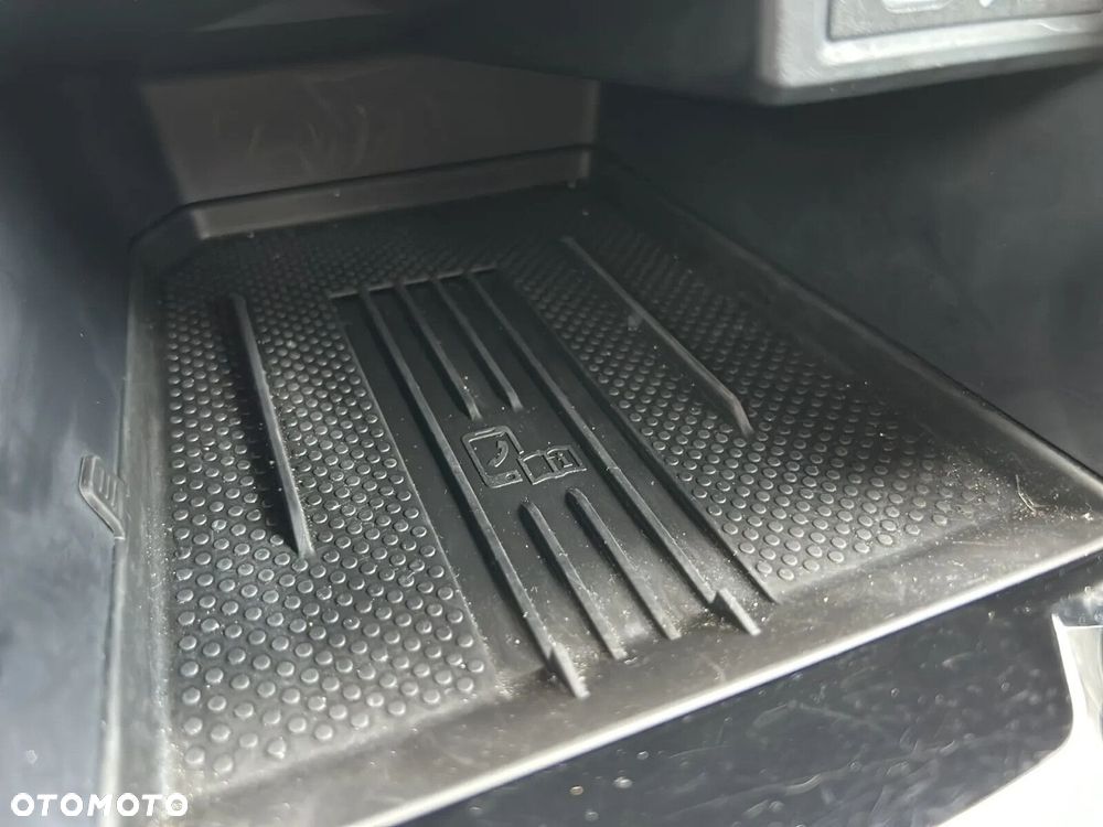 Volkswagen T-Cross - 28