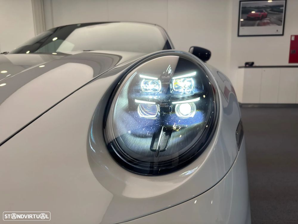 Porsche 911 (992) Carrera 4 GTS - 14