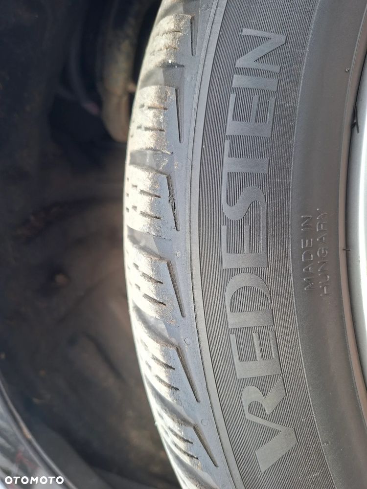 Volvo V40 D2 Momentum - 7