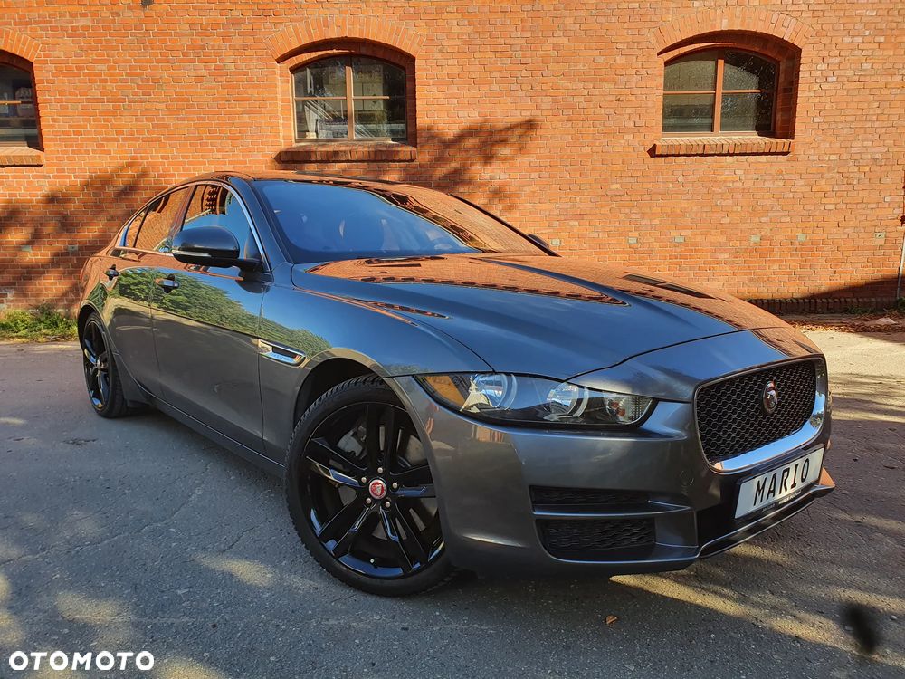 Jaguar XE S - 1