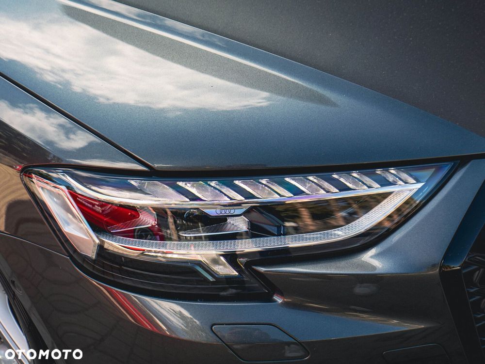Audi A8 - 21