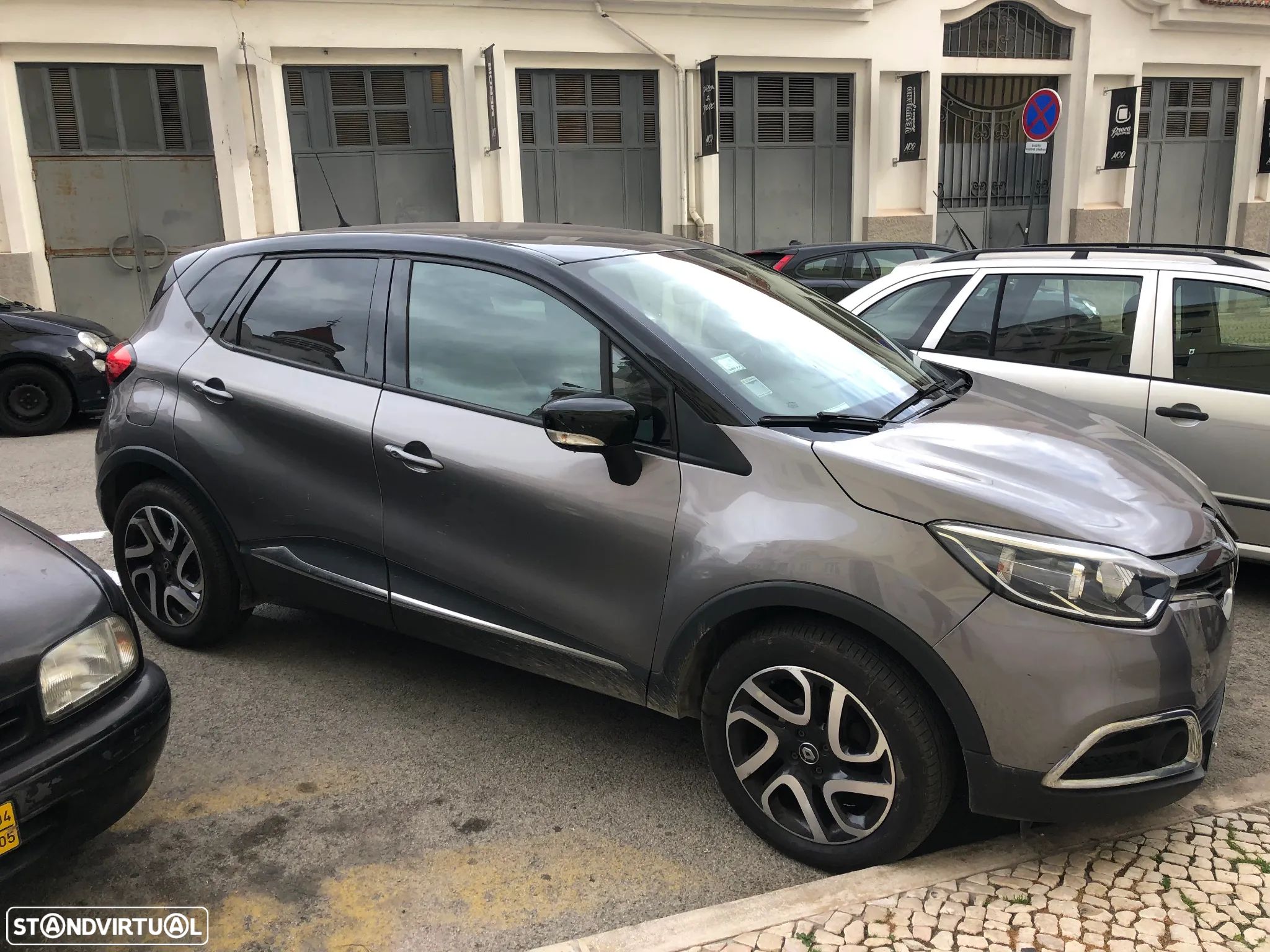 Renault Captur 0.9 TCE Exclusive - 1