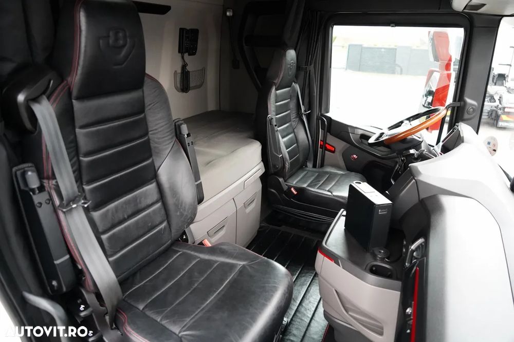 Scania S 580 / V8 / RETARDER / I-PARK COOL / FULL AIRMATIC / ECHIPAMENT MAXIM / EURO 6 - 36