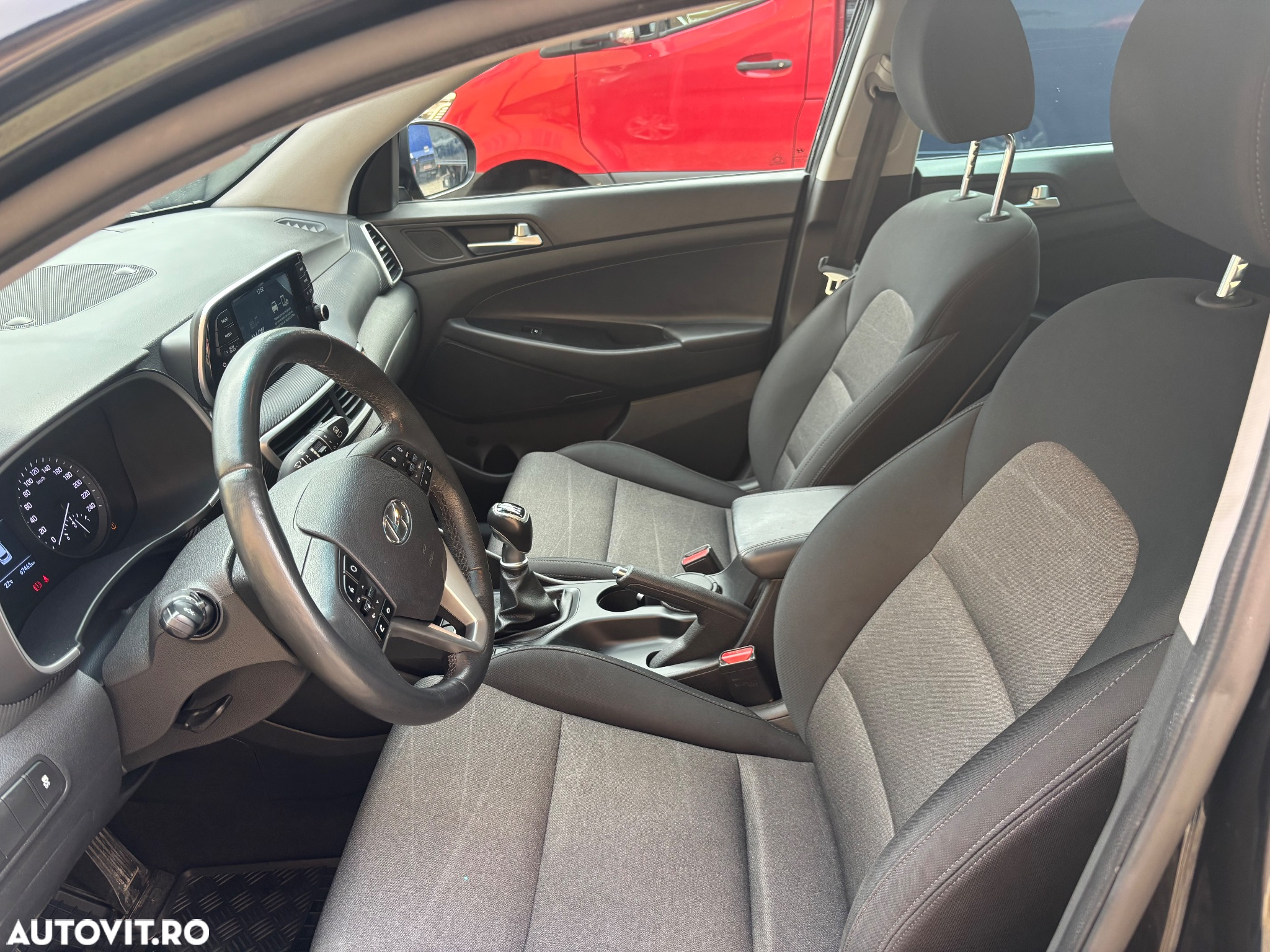 Hyundai Tucson 1.6 GDI 2WD 6MT Comfort - 7