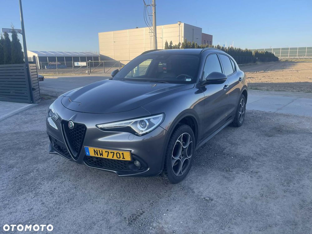 Alfa Romeo Stelvio 2.2 16V AT8 Q4 Sprint - 10