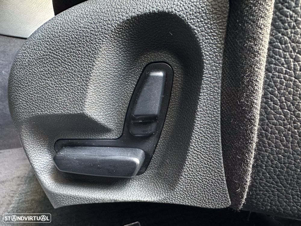 Mercedes-Benz E 220 CDI Avantgarde DPF - 30