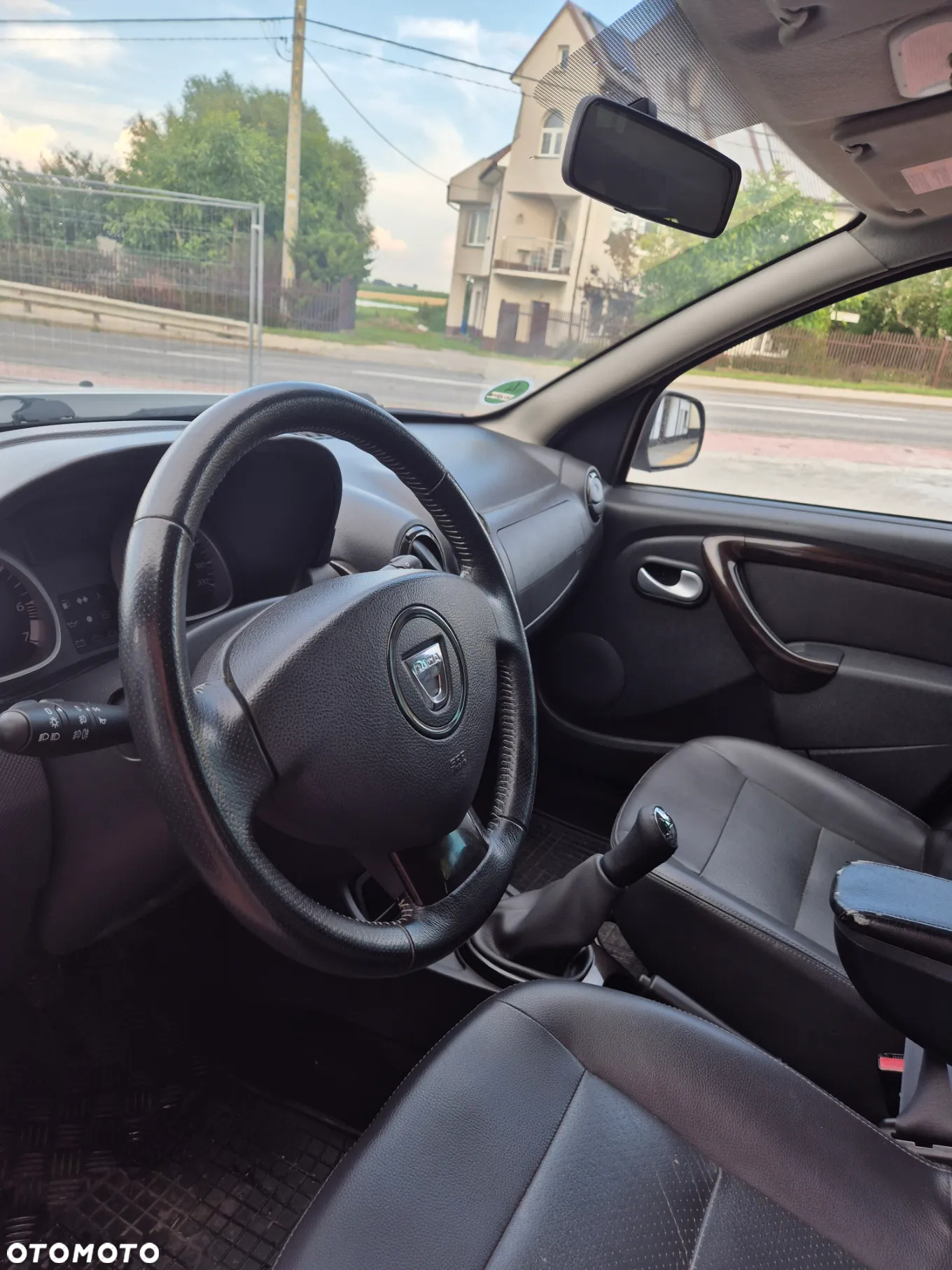 Dacia Duster 1.6 16V 4x2 Destination - 17