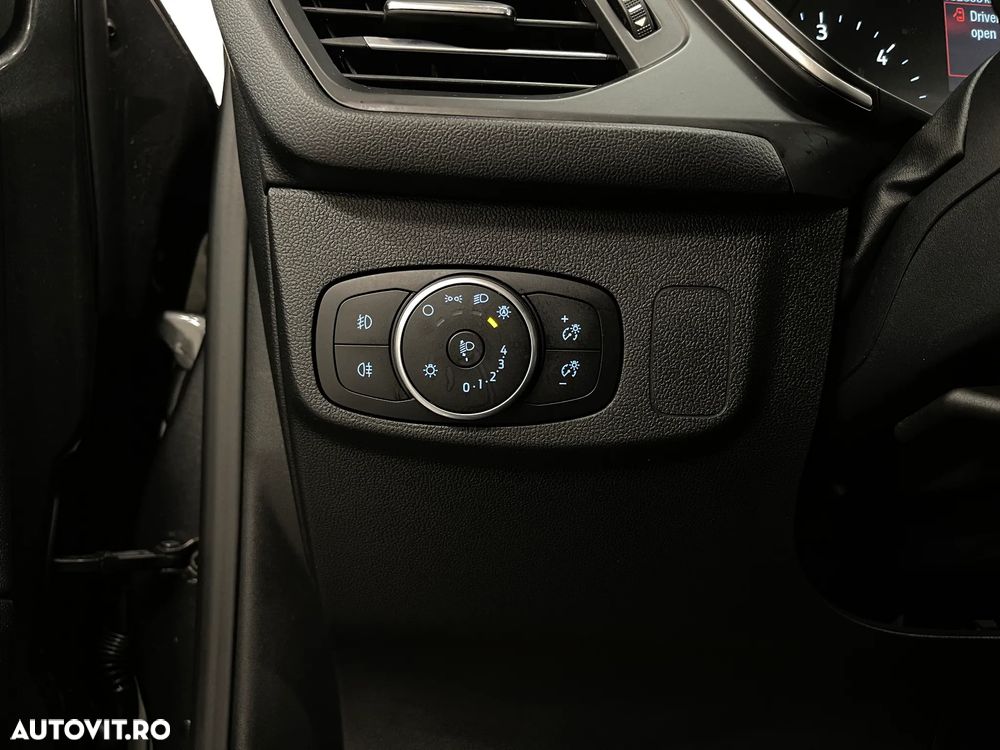 Ford Focus 1.5 EcoBlue Connected - 25