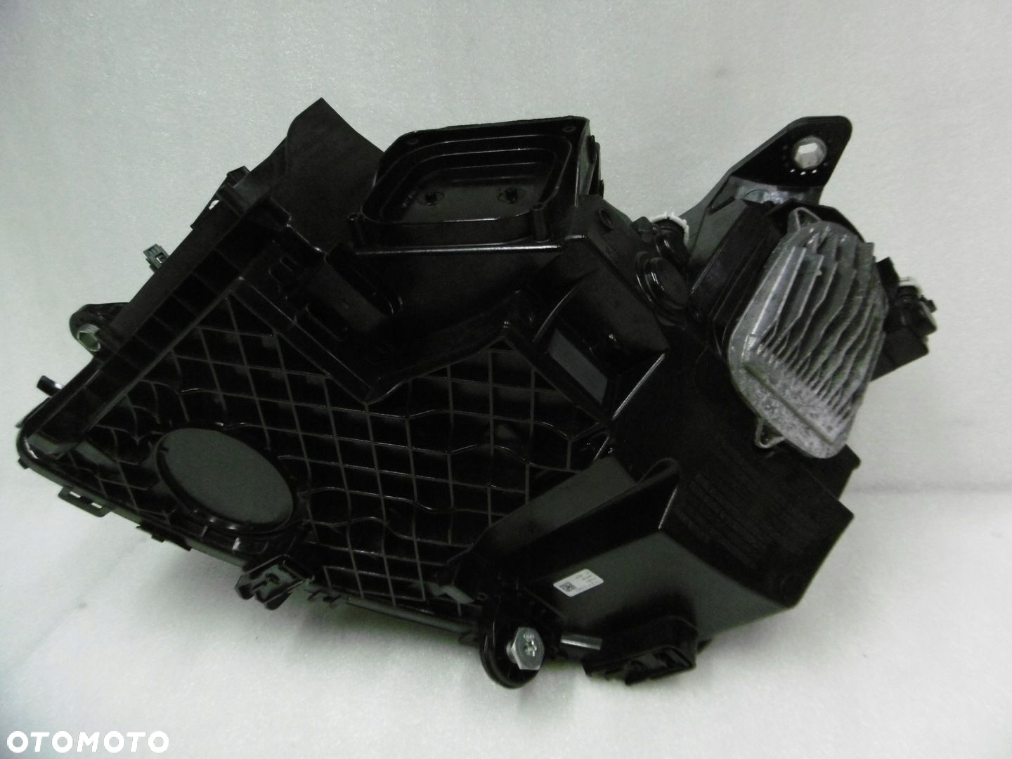 MERCEDES GLC W253 - lampa przednia prawa FULL LED - 8