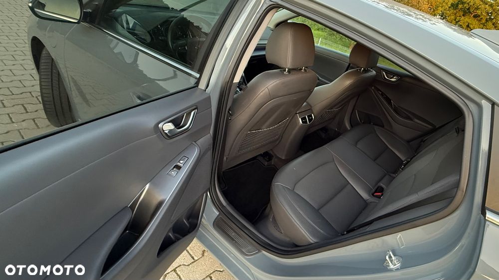 Hyundai IONIQ 1.6 GDI Advantage - 13