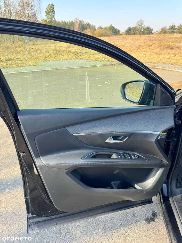 Peugeot 5008 BlueHDi 130 EAT8 Allure Pack - 20