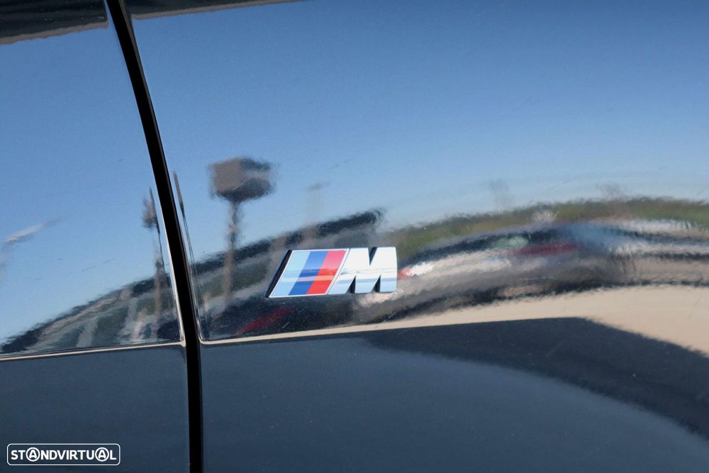 BMW i4 eDrive35 Pack Desportivo M - 32