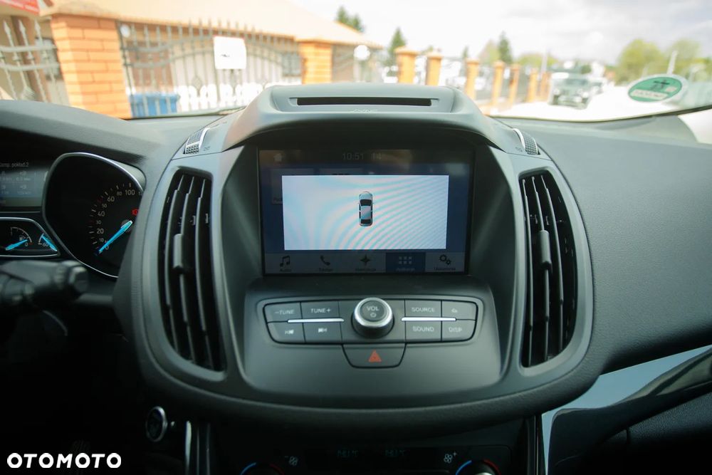 Ford Kuga 2.0 TDCi 2x4 Titanium - 26