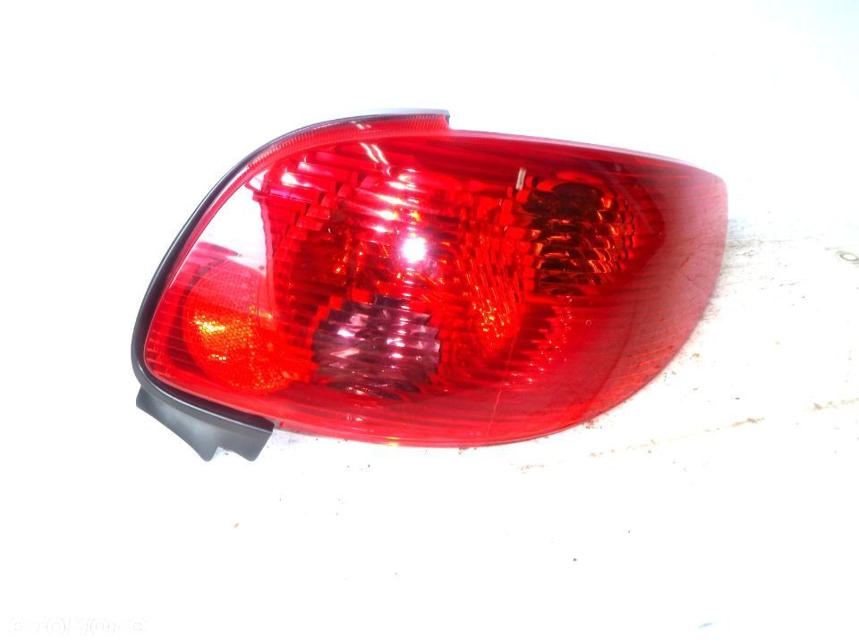 peugeot 206 lift lampa tył prawa nowa - 1
