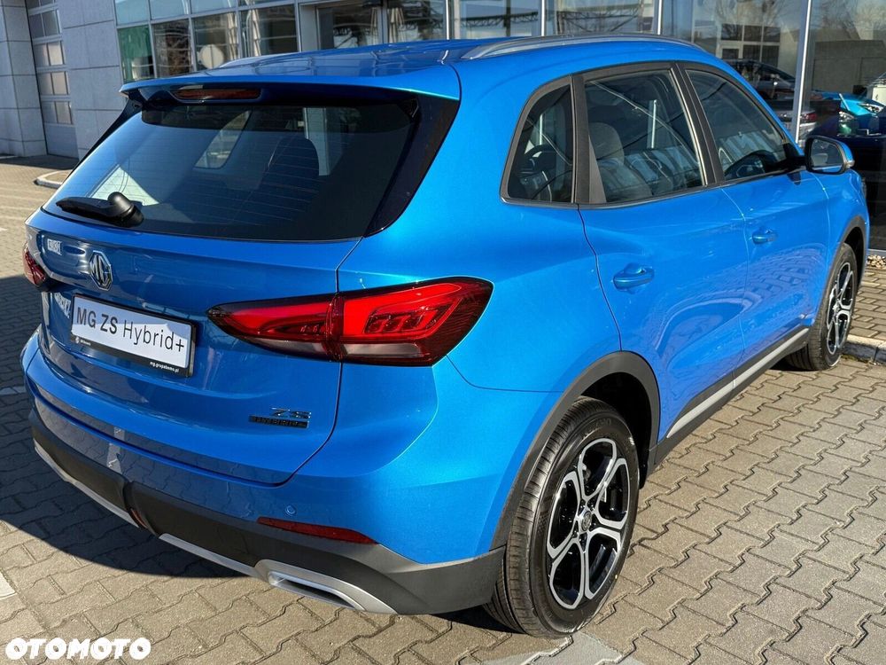 MG ZS Hybrid+ - 6