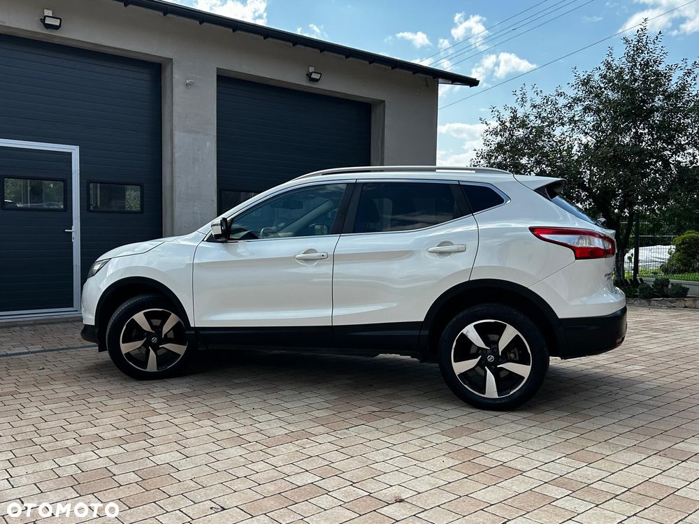 Nissan Qashqai 1.2 DIG-T N-Connecta Xtronic - 9