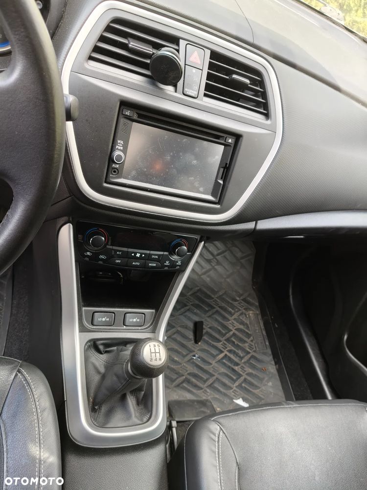 Suzuki SX4 S-Cross 1.6 VVT 4x2 limited+ - 8