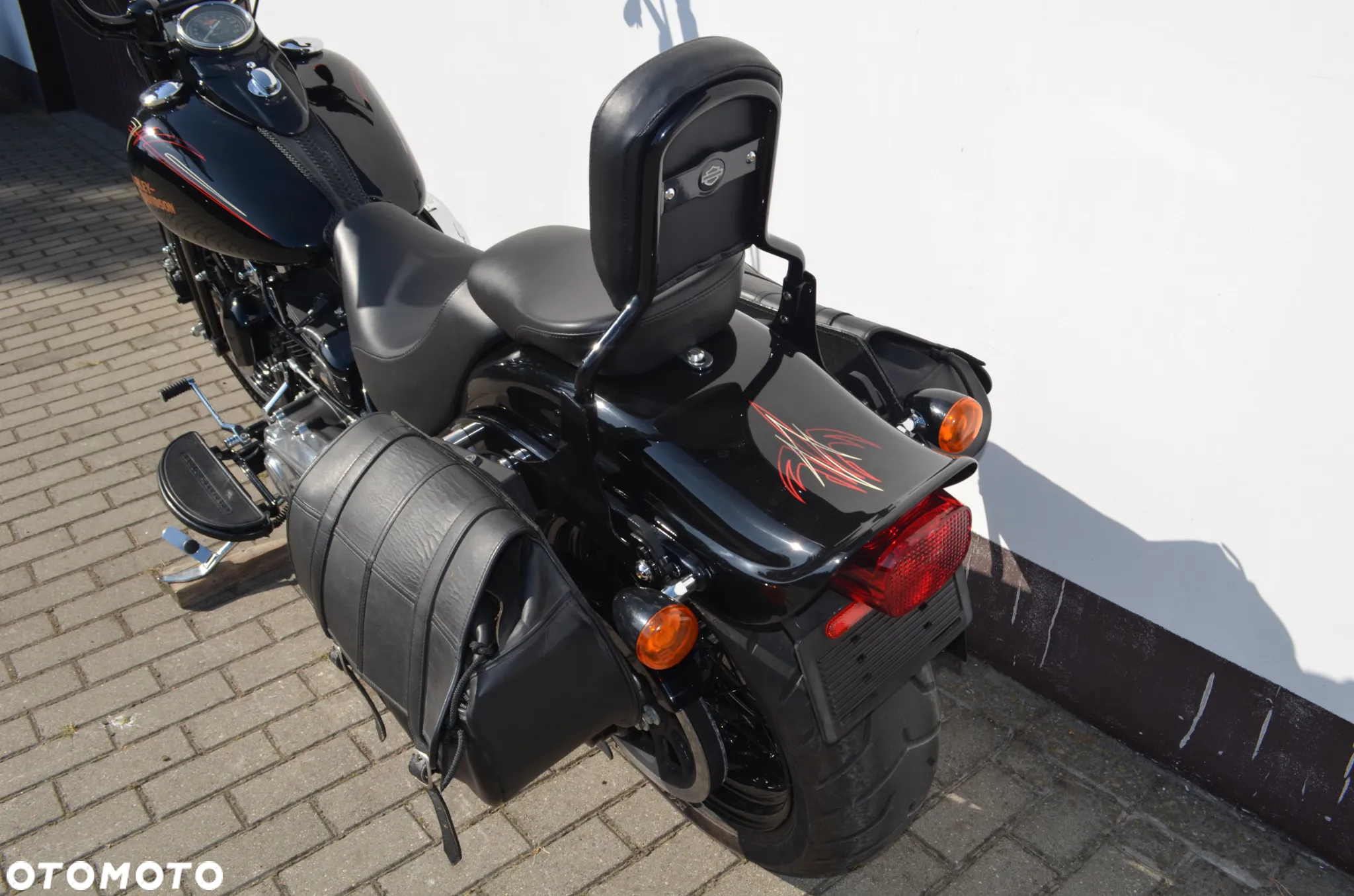 Harley-Davidson Softail Cross Bones - 16