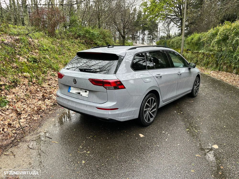 VW Golf Variant 2.0 TDi SCR Life - 3