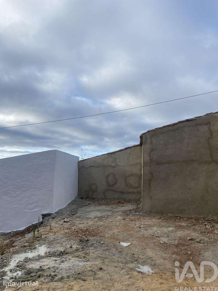 Terreno para construção em Santa Catarina da Fonte do Bispo