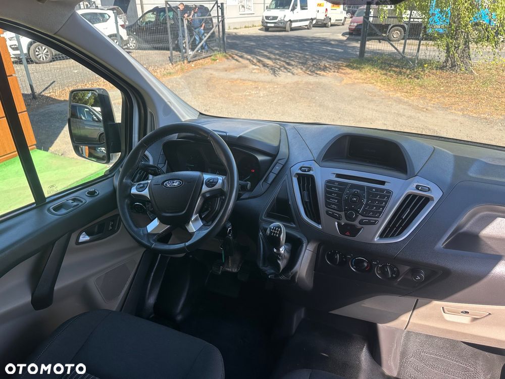 Ford Transit Custom 2.2 2013/14r L1H1 Brygadowka 6oso. - 19