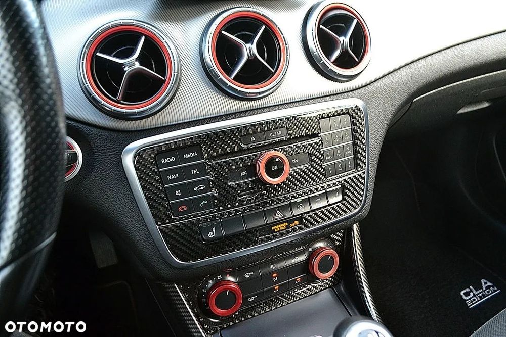Mercedes-Benz CLA 200 Peak Edition - 28