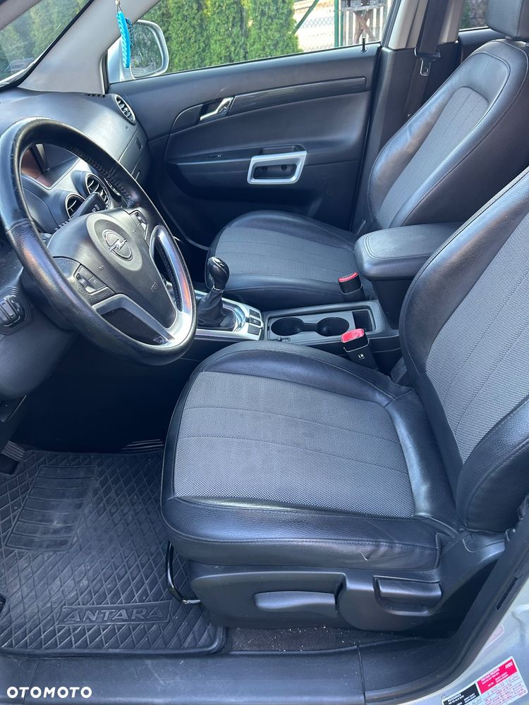 Opel Antara 2.2 CDTI 2x4 - 12