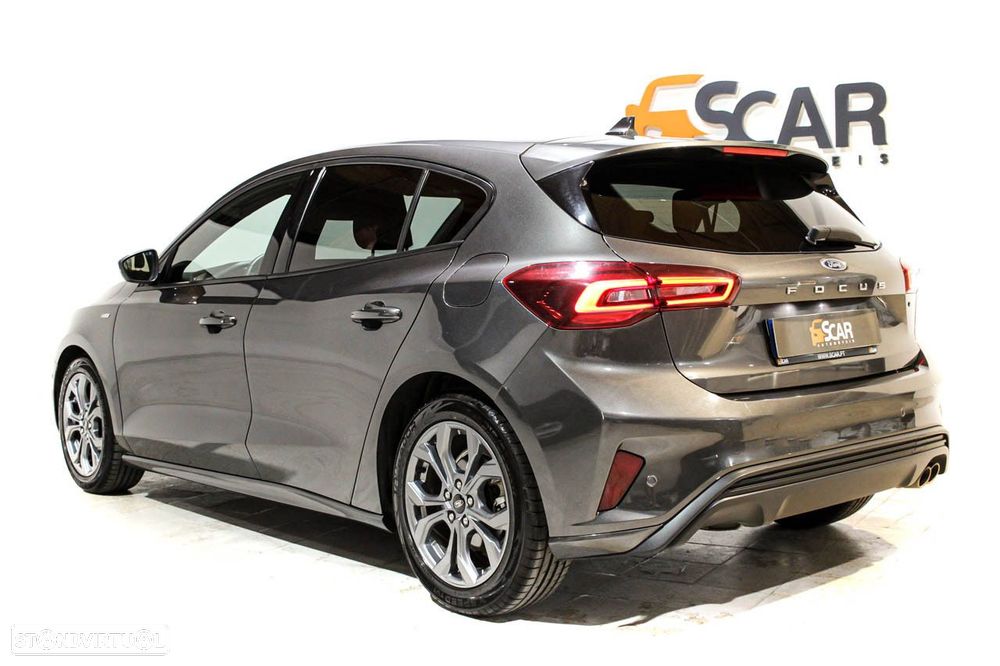 Ford Focus 1.0 EcoBoost MHEV ST-Line — photo 3