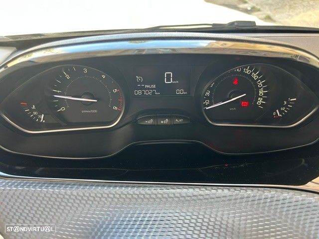 Peugeot 208 1.6 BlueHDi Style - 17
