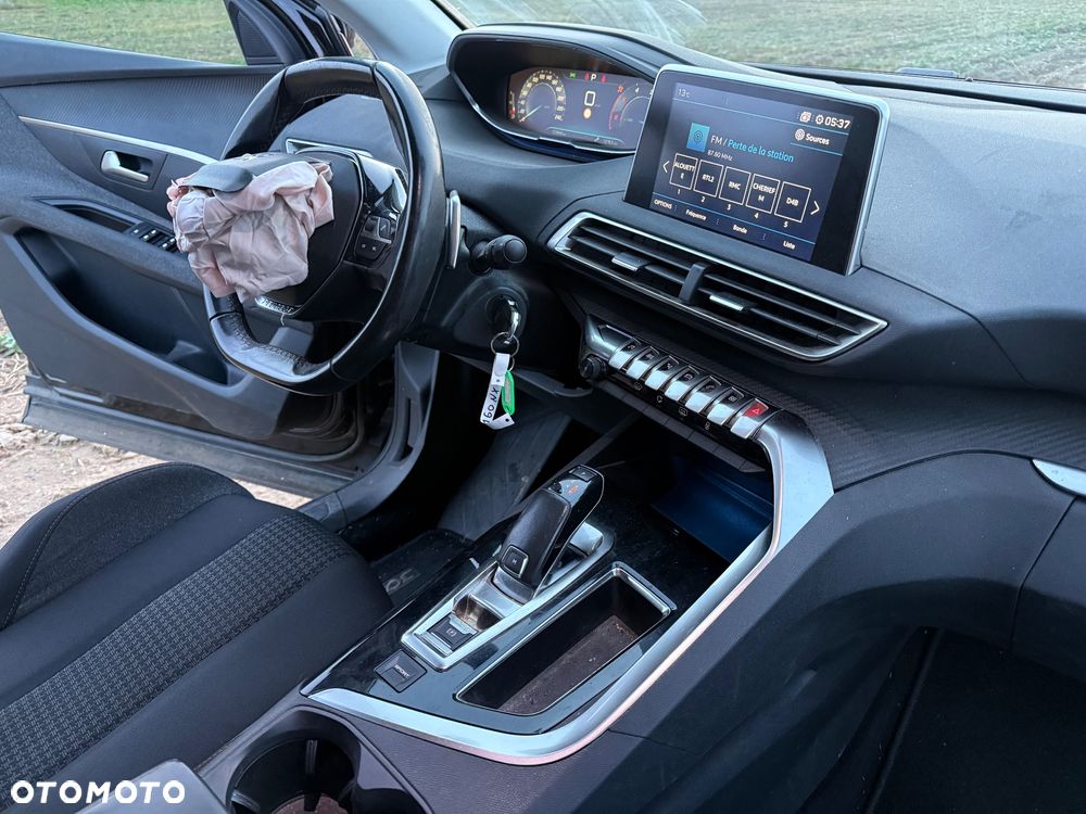 Peugeot 3008 1.6 BlueHDi Active S&S EAT6 - 7