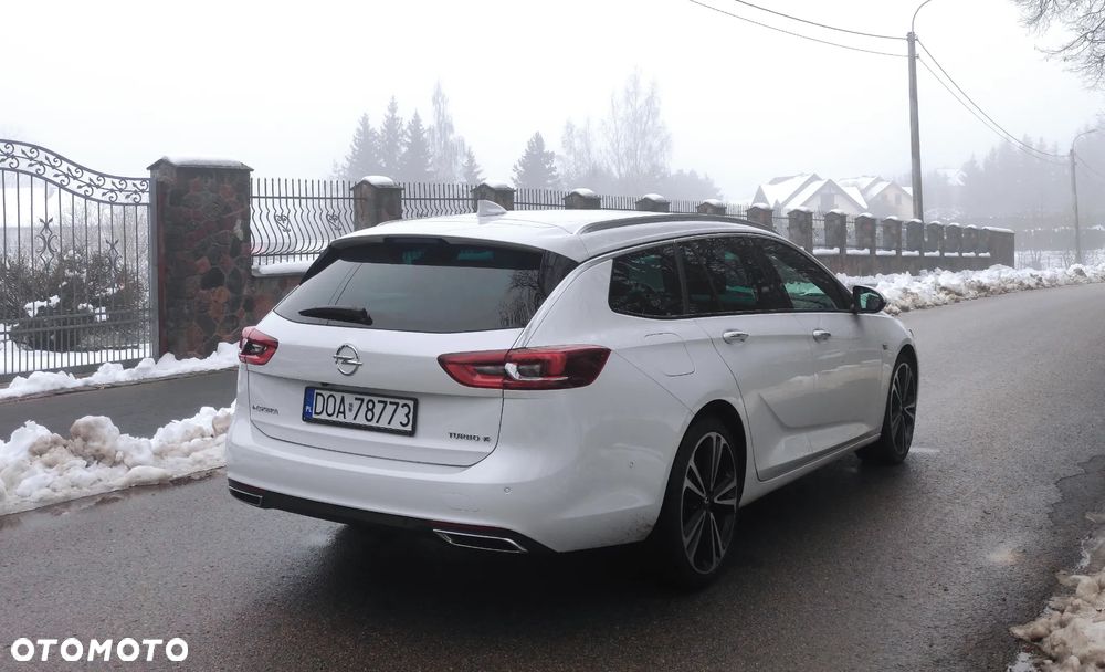 Opel Insignia 2.0 T 4x4 Innovation S&S - 13