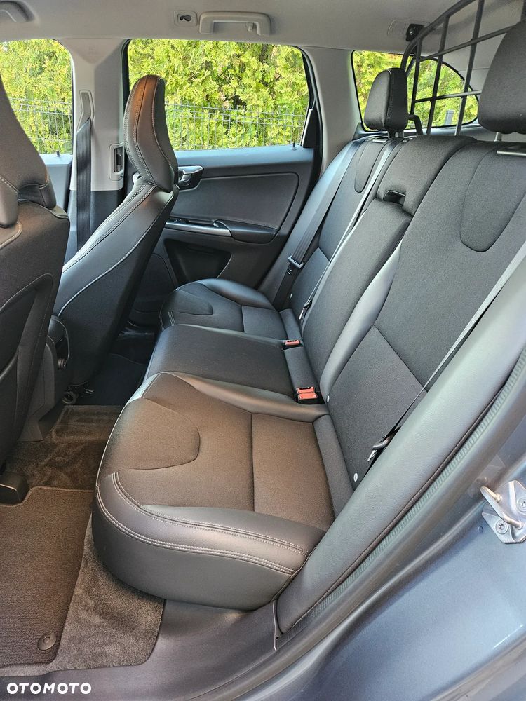 Volvo XC 60 D3 Inscription - 14