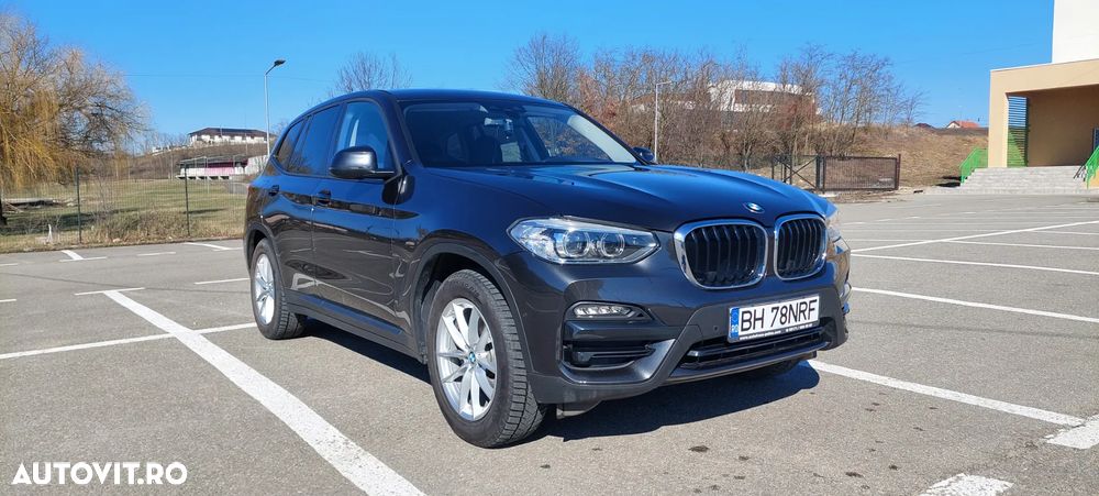 BMW X3 xDrive20i Aut. Advantage - 3