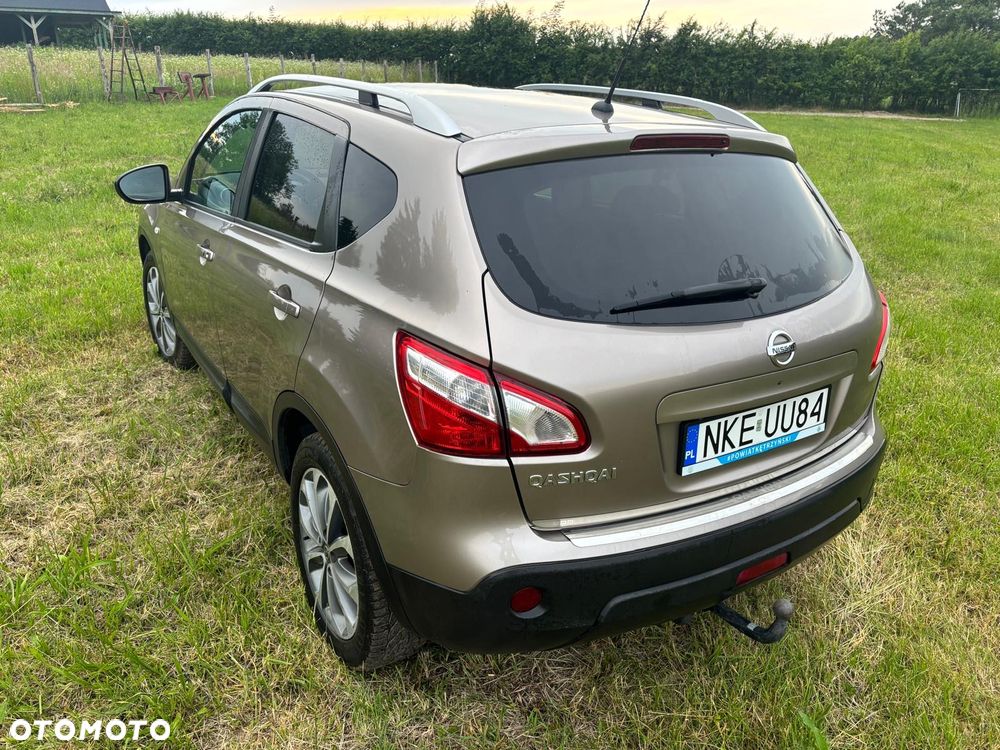 Nissan Qashqai 2.0 4x4 Lounge CVT - 23