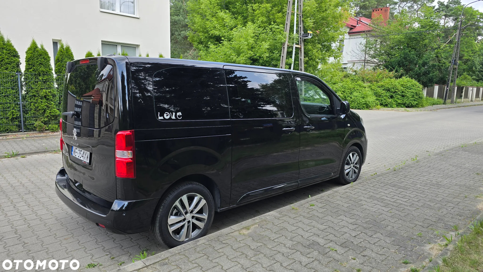 Peugeot Traveller - 8