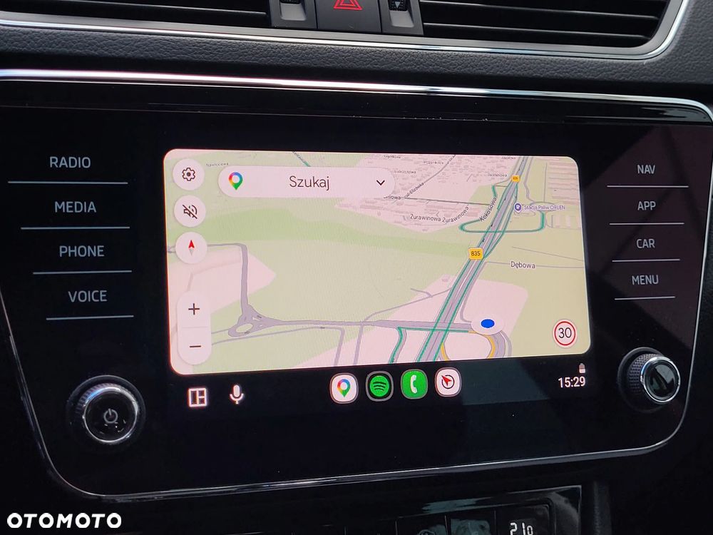 Skoda Superb 2.0 TSI Ambition DSG - 16