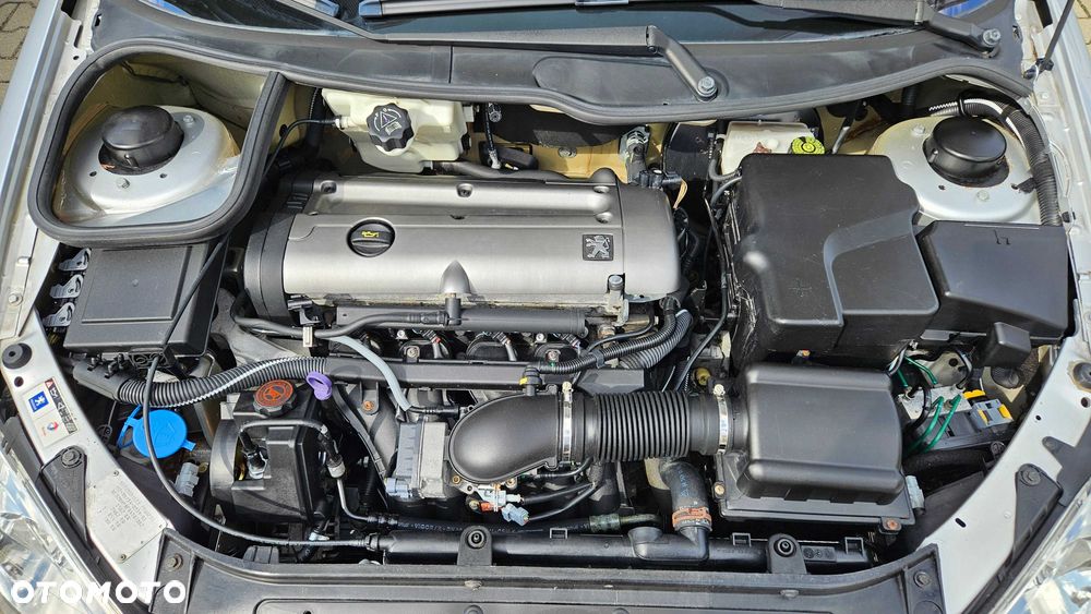 Peugeot 206 CC - 8
