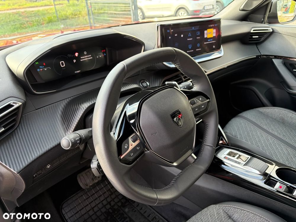 Peugeot 2008 1.2 PureTech Allure S&S EAT8 - 7