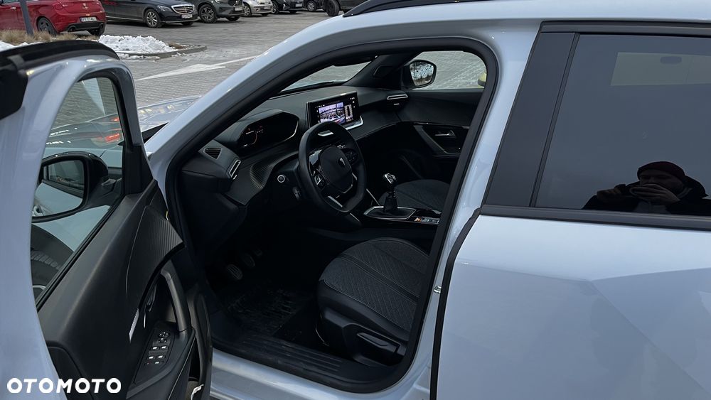 Peugeot 2008 PureTech 100 Stop&Start Allure - 11