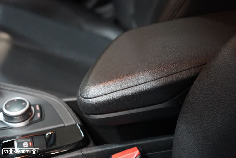 BMW X2 16 d sDrive Auto - 33