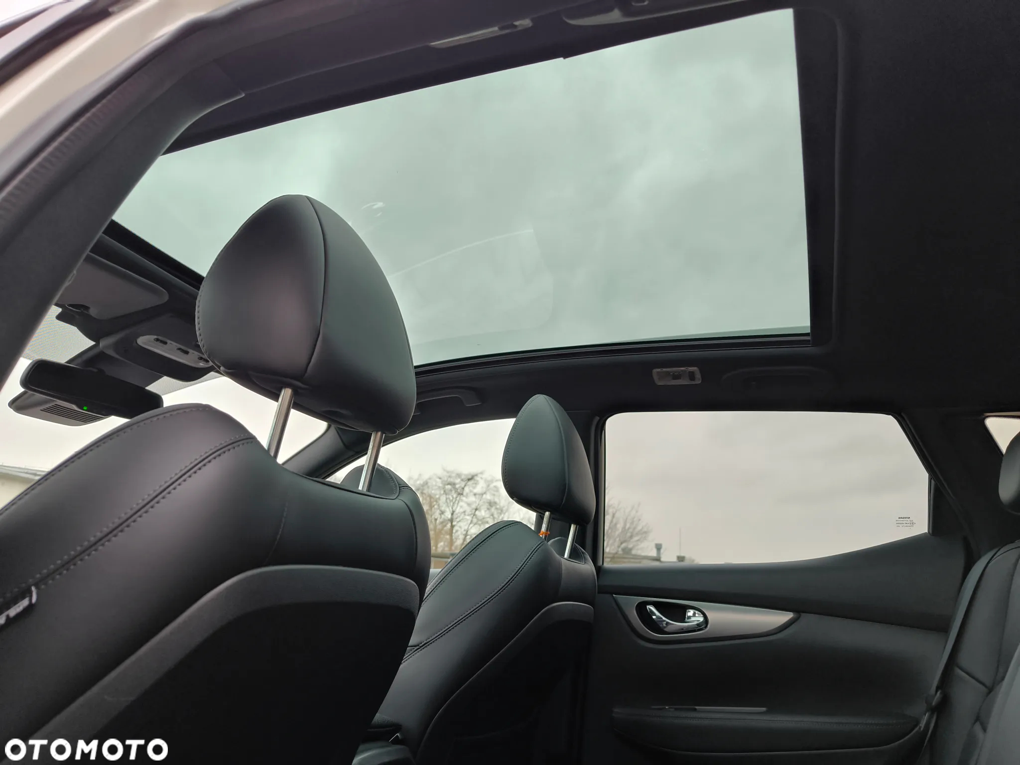 Nissan Qashqai - 25
