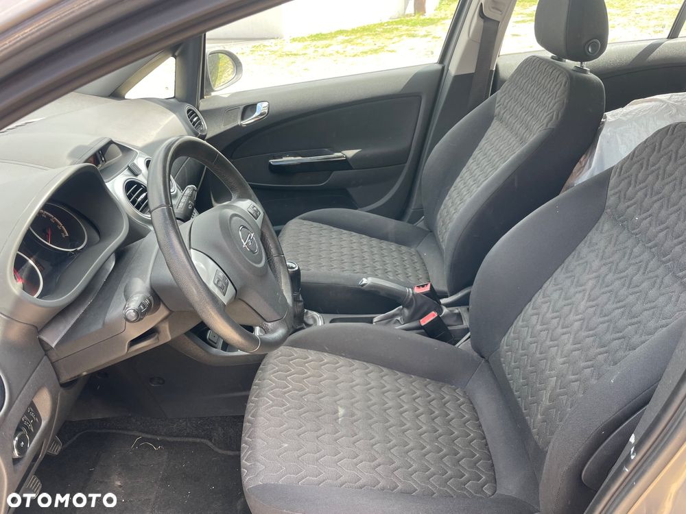 Opel Corsa - 6