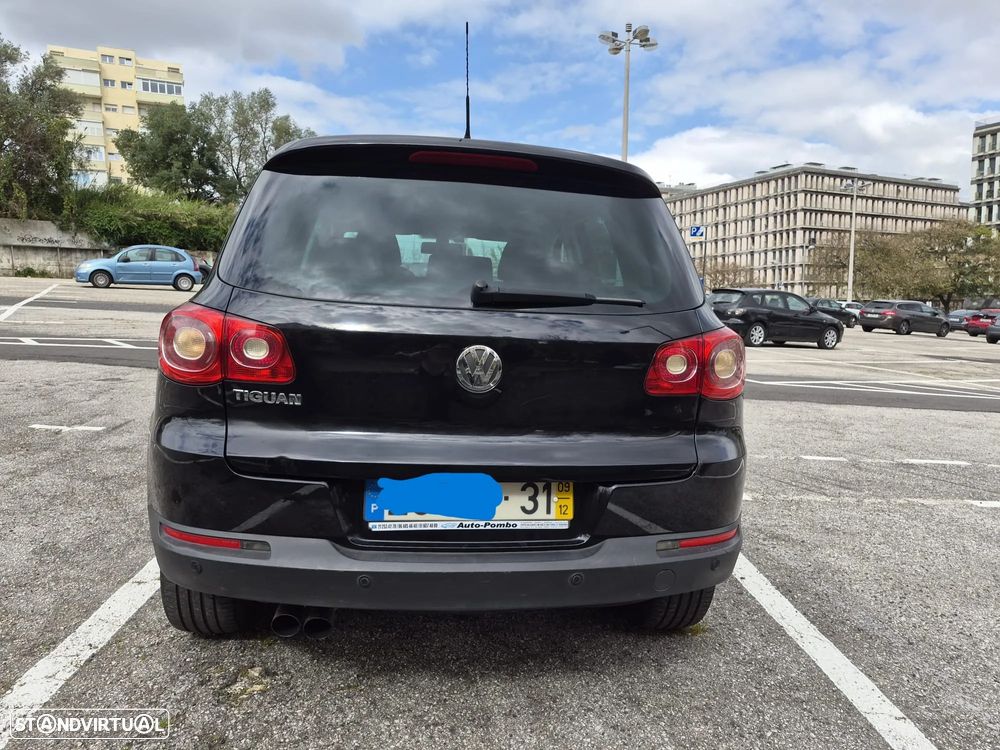 VW Tiguan 1.4 TSI Sport BlueMotion - 4
