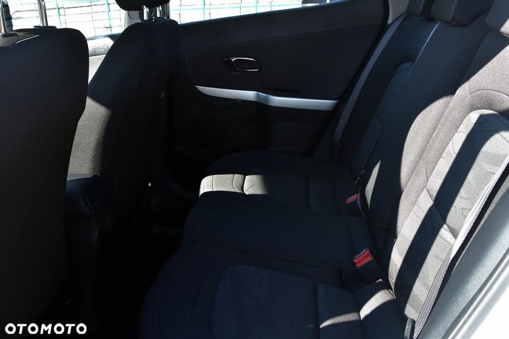 Kia Ceed 1.4 L - 23