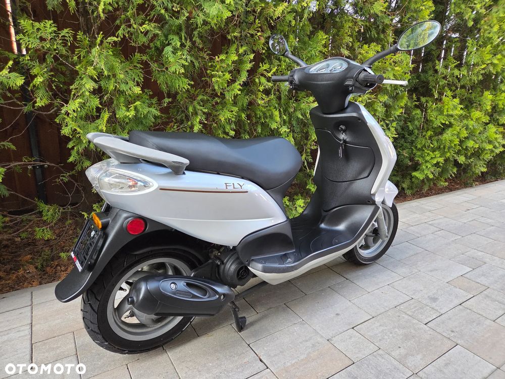 Piaggio FLY - 3