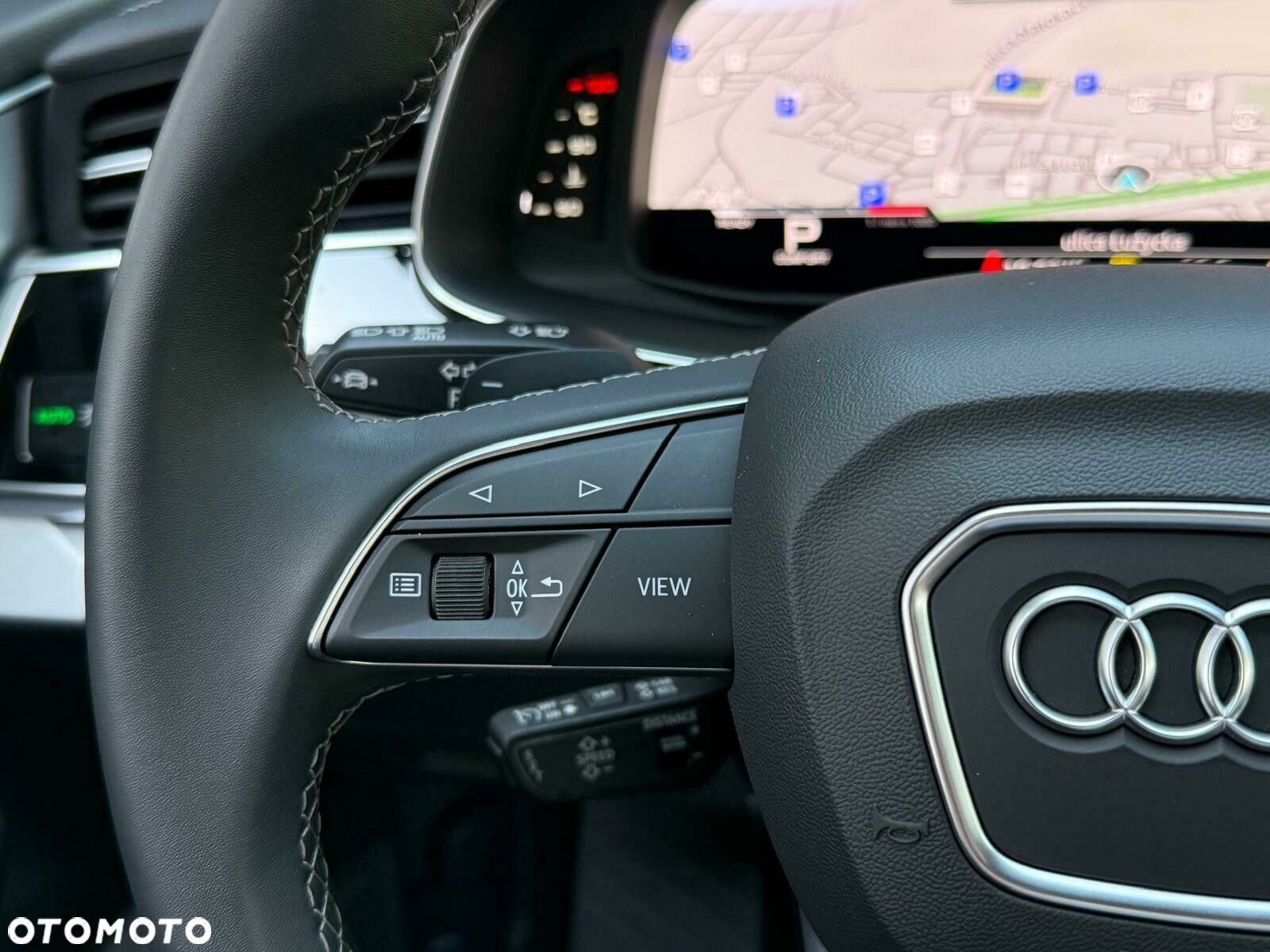 Audi Q8 - 12