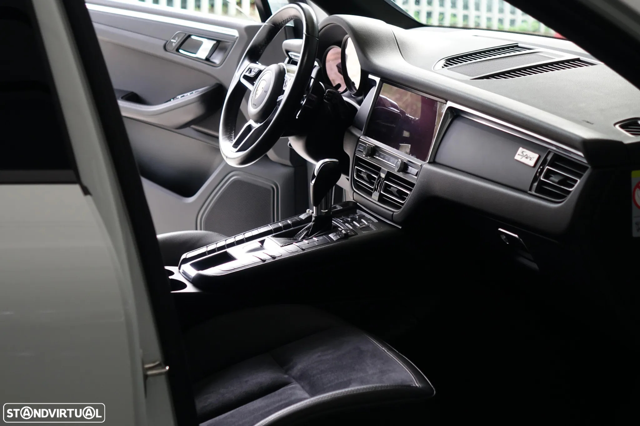 Porsche Macan Spirit - 11