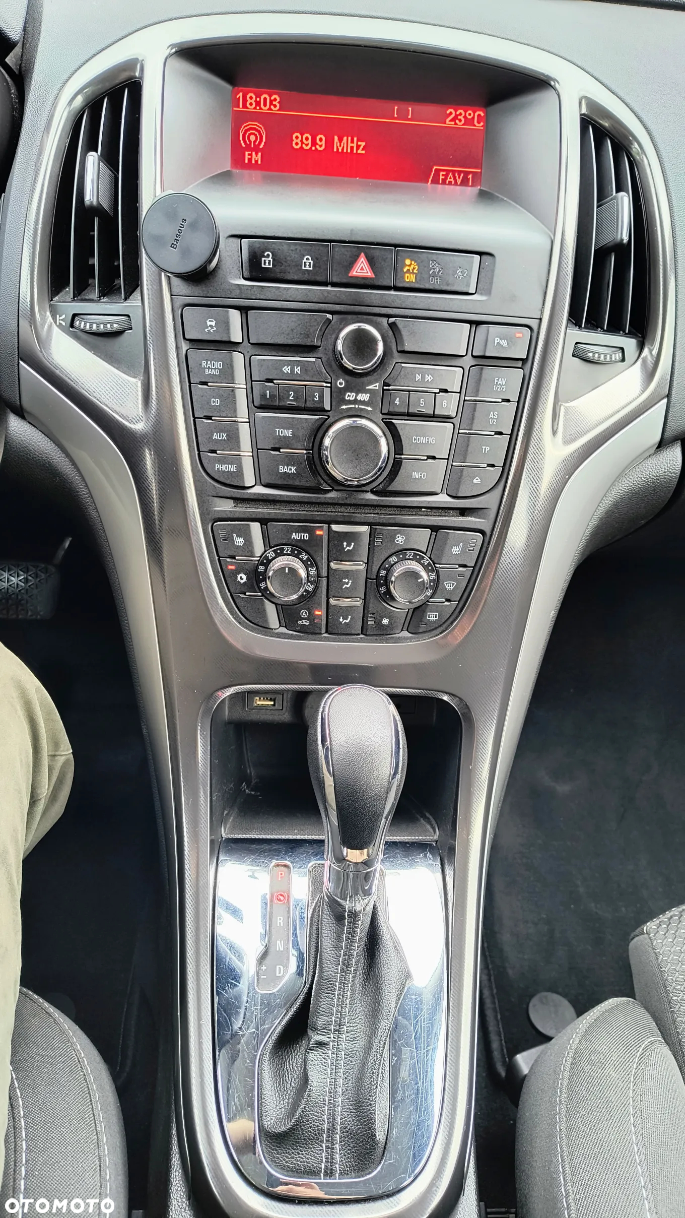 Opel Astra IV 2.0 CDTI Cosmo - 10